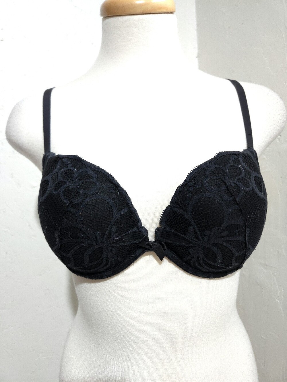 La SENZA Black Lace Push-Up Bra with Floral Overlay